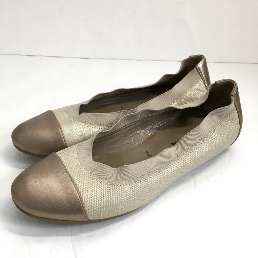 Bruno Magli Beige leather Rose Gold Cap Toe ballet flats Loafers
